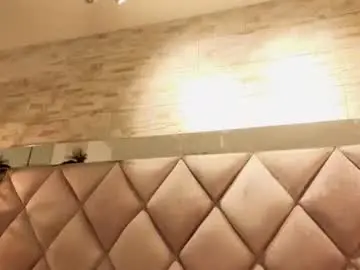 Pamela_west  live sex cam