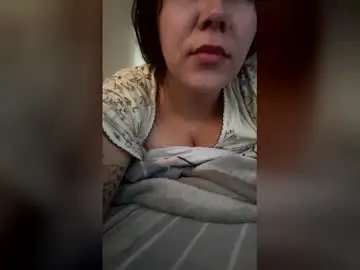 Reyniri  live sex cam