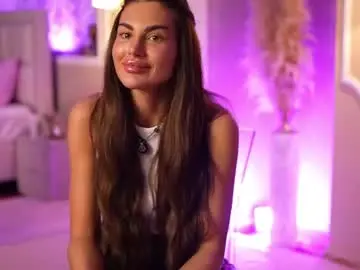 Siennachantal  live sex cam