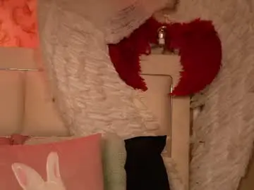 Siennachantal  live sex cam