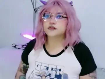 Xxgreengoodxx  live sex cam