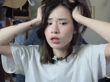 Alicekit  live sex cam