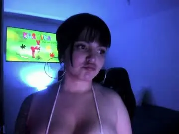 Bastet_111  live sex cam