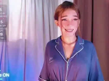 Ellenahart_  live sex cam