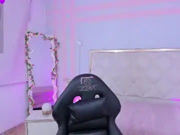 Fiory_tay  live sex cam