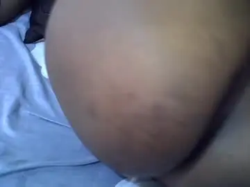 Hotnayah  live sex cam