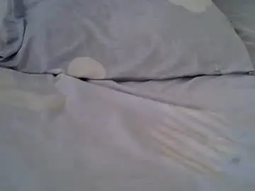 Hotnayah  live sex cam