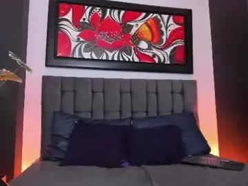 Isaabell1  live sex cam