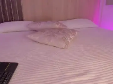 Jan_di1  live sex cam