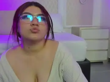 Julieta_wildblood  live sex cam