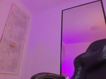 Julieta_wildblood  live sex cam