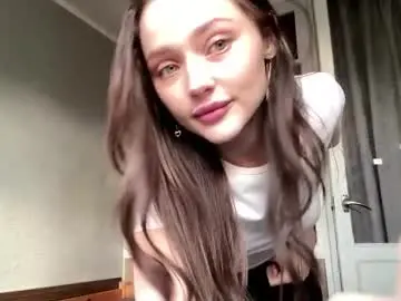 Keeleykellem  live sex cam