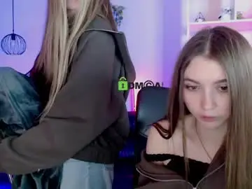 Kimi_glow  live sex cam
