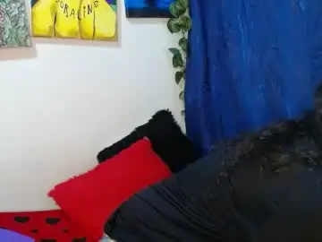 Leyla_horny_bg  live sex cam