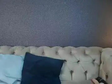 Megan__honey  live sex cam