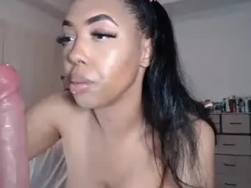 Misslov3  live sex cam