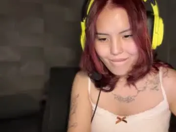 Nikadolce  live sex cam