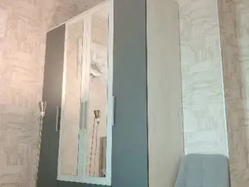 Sleepyrue  live sex cam