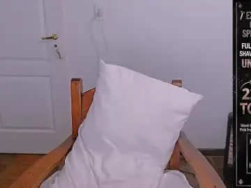 Yuyito15  live sex cam