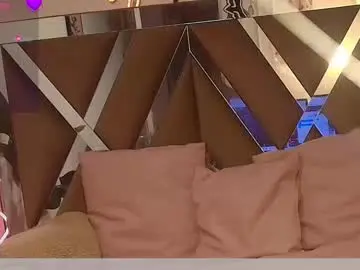 Zaira_tay  live sex cam