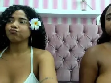 Analiss_19  live sex cam