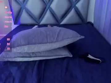 Andreaa_00  live sex cam