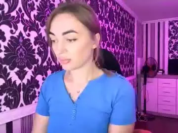 Blonde_temptation  live sex cam
