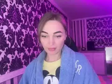 Blonde_temptation  live sex cam