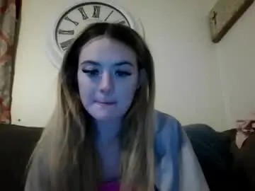 Breezybabyy00  live sex cam