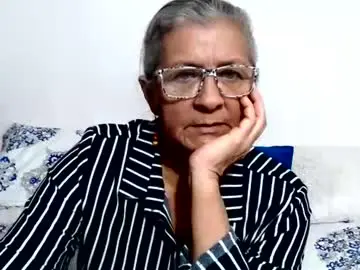 Candy_mature_  live sex cam