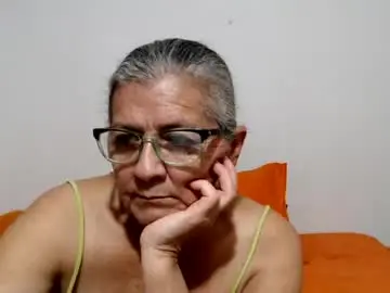 Candy_mature_  live sex cam