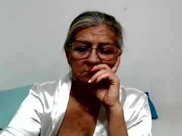 Candy_mature_  live sex cam