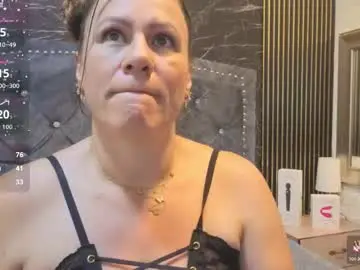 Charlotte__g  live sex cam