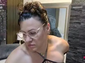 Charlotte__g  live sex cam