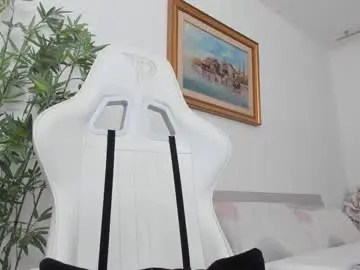 Christine0990__  live sex cam