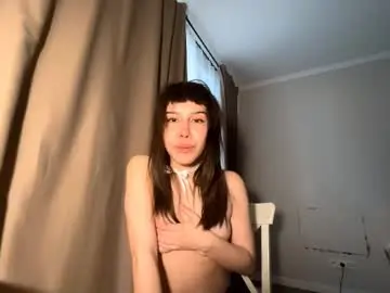 Eustoliadenoncourt  live sex cam