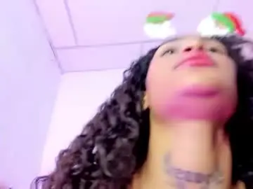 Lyanablucs1  live sex cam