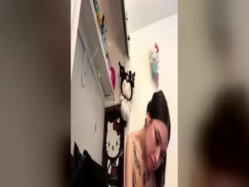 Masturbatingmariamiller  live sex cam
