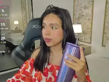 Rubby_grundy  live sex cam