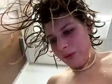 Sassysquirtsmmm  live sex cam