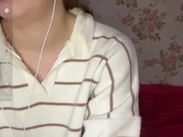 Shaylagagne  live sex cam