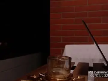 Summerrnightx  live sex cam