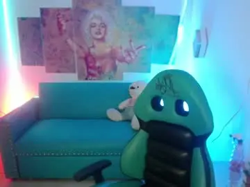 Sweet_queen_m  live sex cam