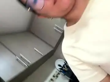 Vivig30  live sex cam