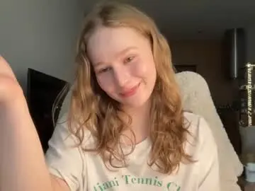 Whoisalisa  live sex cam