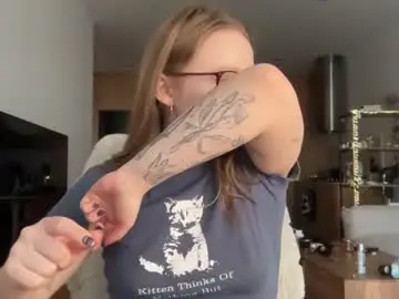 Whoisalisa  live sex cam