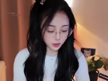 Yuner0715  live sex cam