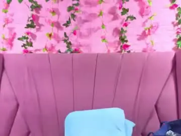 Alyy_brown  live sex cam