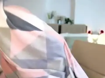 Cut1e_lia_  live sex cam