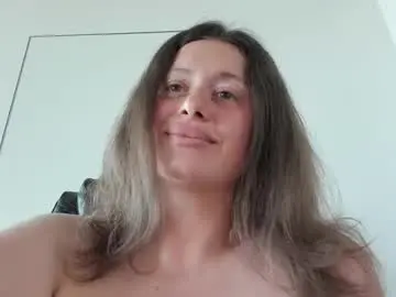 Dyafirst  live sex cam